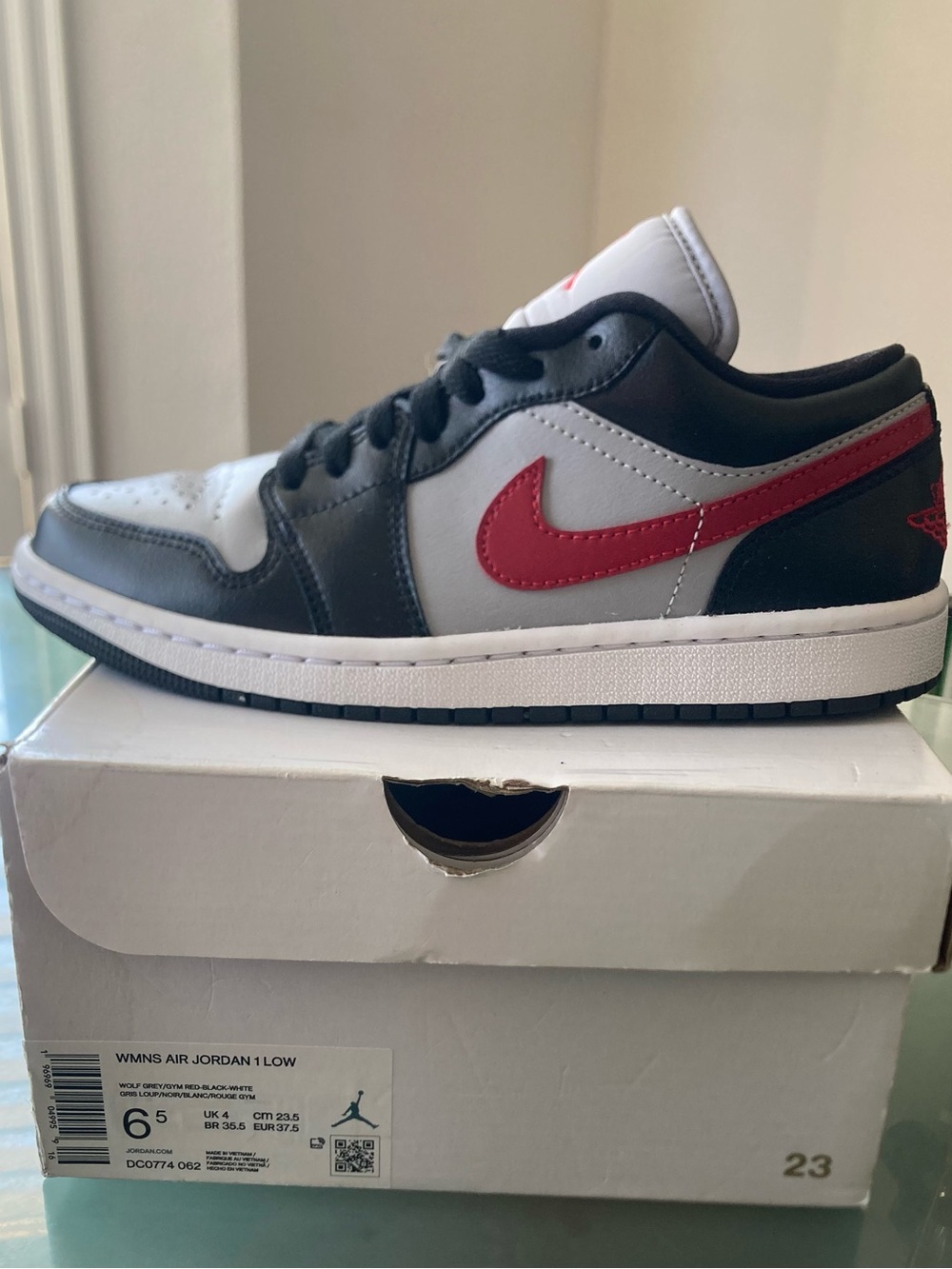 Jordan WMNS Air Jordan 1 Low Black/White/Red Sneakers